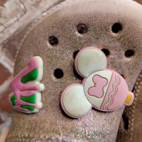 Crocs Baby Girls Size 7 Pink Sparkly Croc Sandals Slip On - Picture 7 of 9